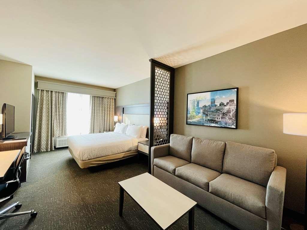 Best Western Plus Executive Residency Jackson Northeast Room photo